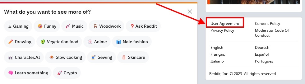 Reddit homepage with User Agreement link highlighted